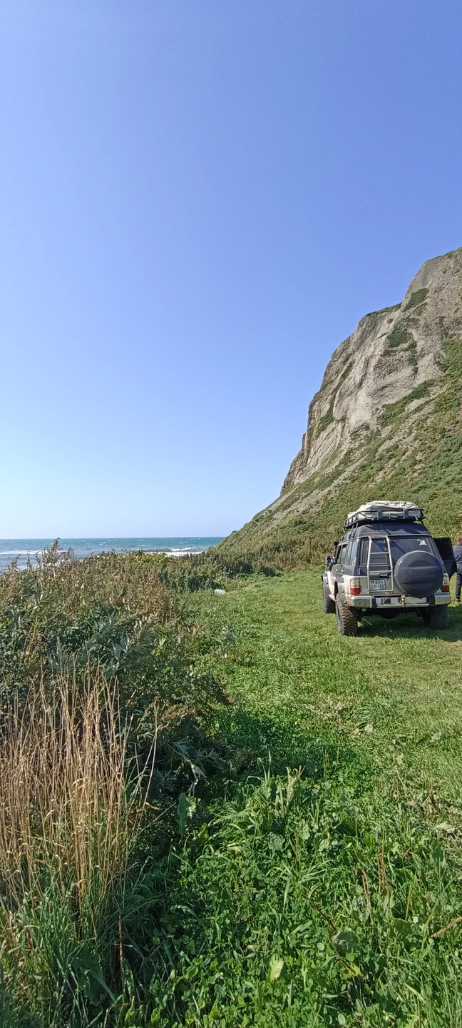 Прилететь за 10 000 км из Калининграда на Сахалин стоило бы только ради этого путешествия на край земли на мыс Крильон.