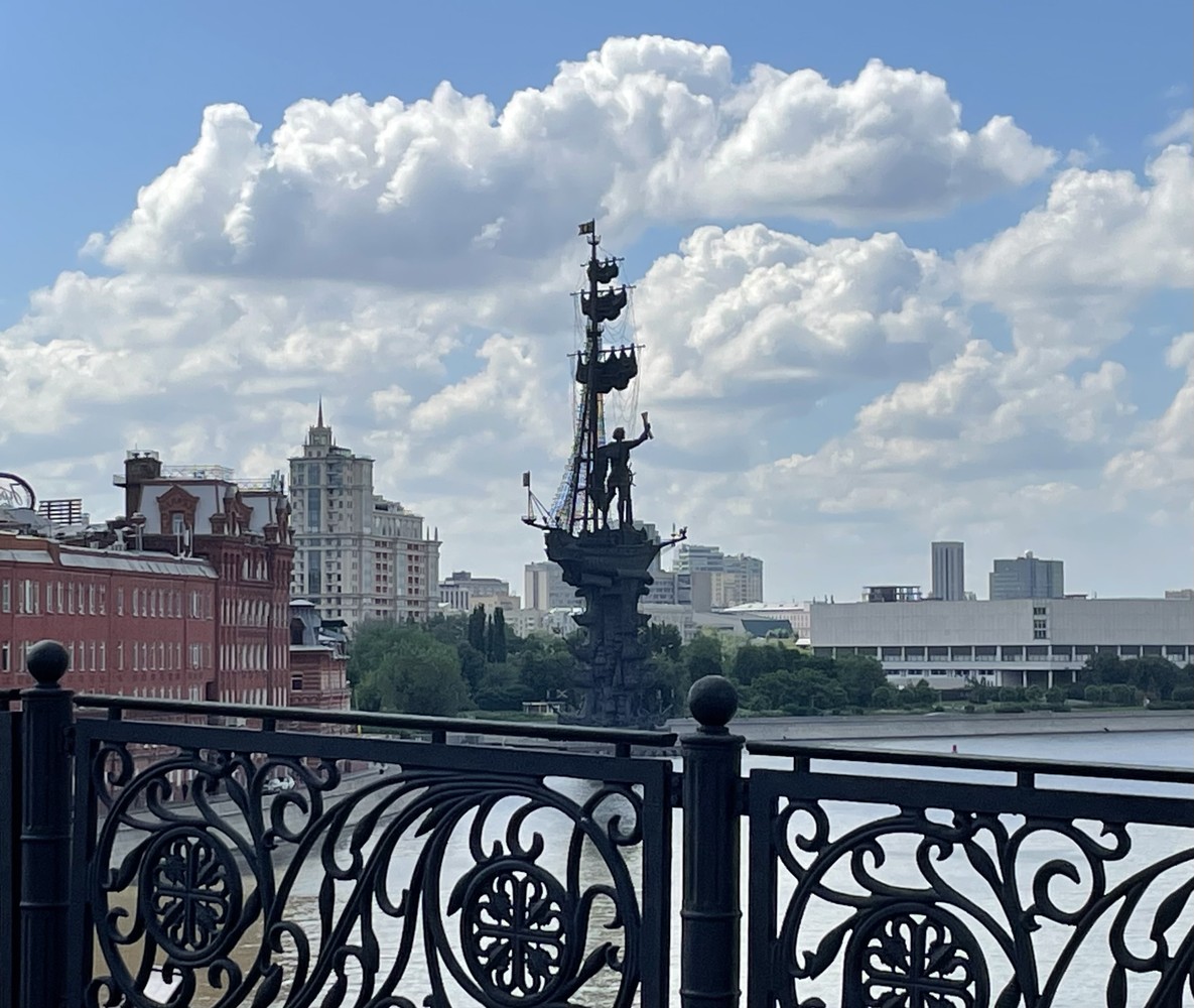 Остров Балчуг: мосты, цари и предприниматели (мини-группа) (8/13)