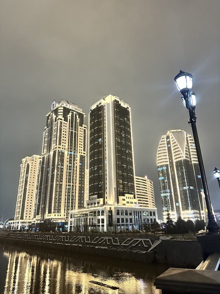 мне очень подвело с гидом! Руслан отлично знает историю Чечни и не только. очень интересный гид