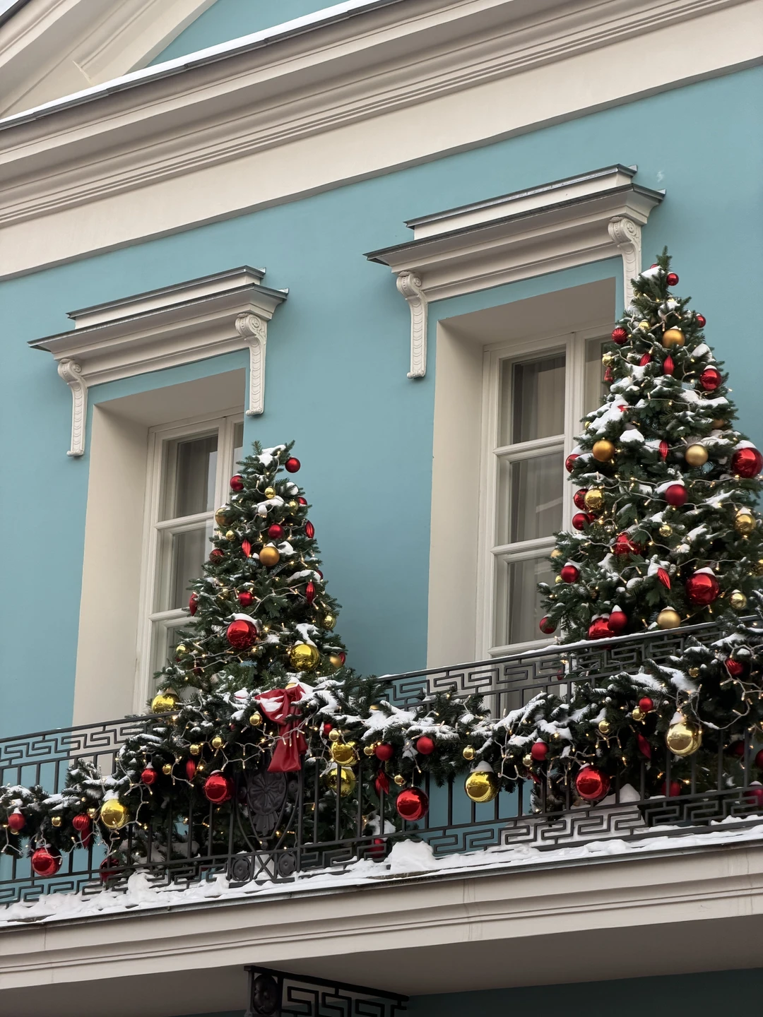 Экскурсия по Красному маршруту (Смоленская-Арбат-Гоголевский бульвар-Храм Христа Спасителя) очень понравилась. Интересные и редкие факты, очень живо
