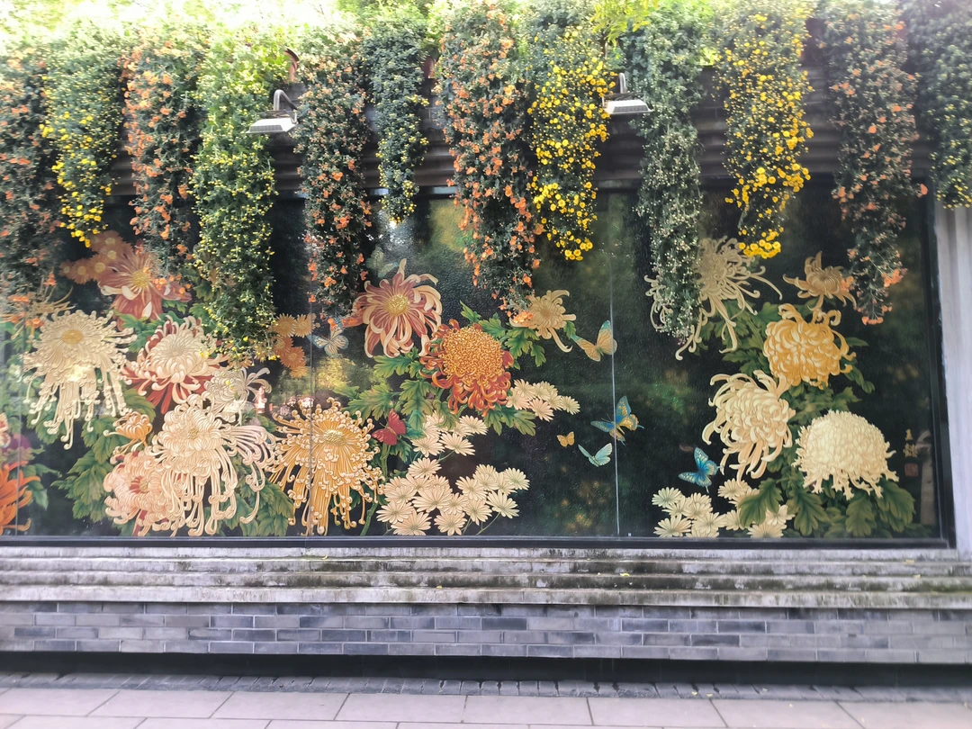 Тур полностью оправдал ожидания: замечательные природные локации, адекватный график переездов, хорошие условия проживания. Маршрут не трудный: