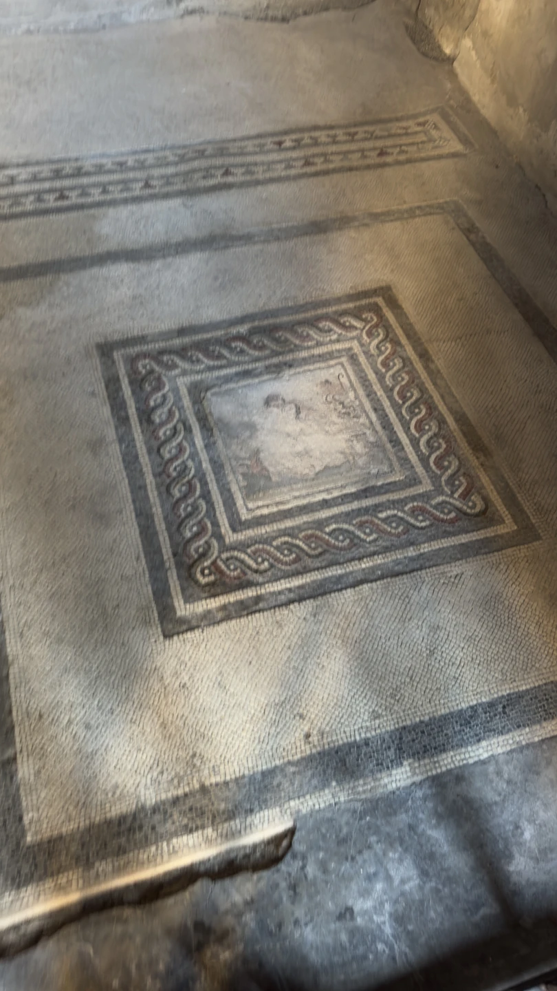 Помпеи - погружение в прошлое и свежий взгляд на настоящее (Анастасия)