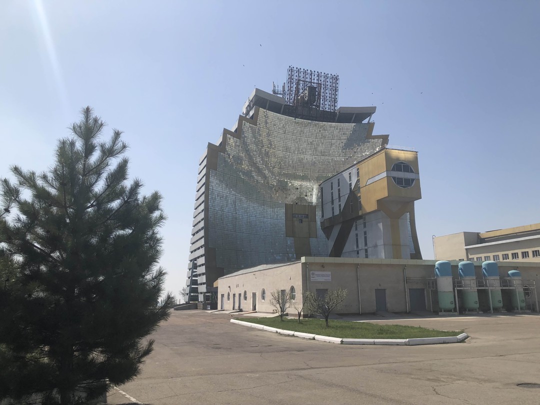 Нашим гидом был Равшан, очень приятный человек и знающий гид. Поездка прошла как нельзя лучше!!