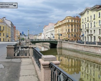 История, главные здания и каналы Петербурга