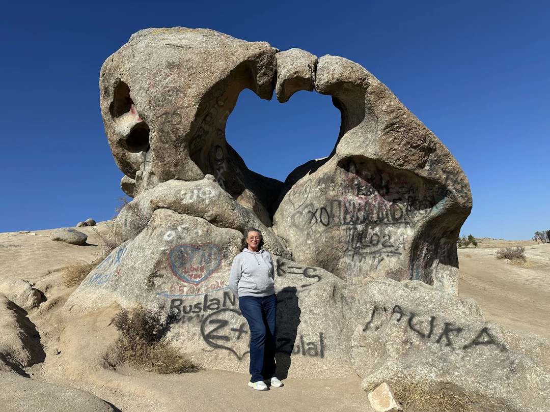 Огромное спасибо Фирузу за потрясающее путешествие! Фируз не только замечательный рассказчик, но и отличный водитель! 6