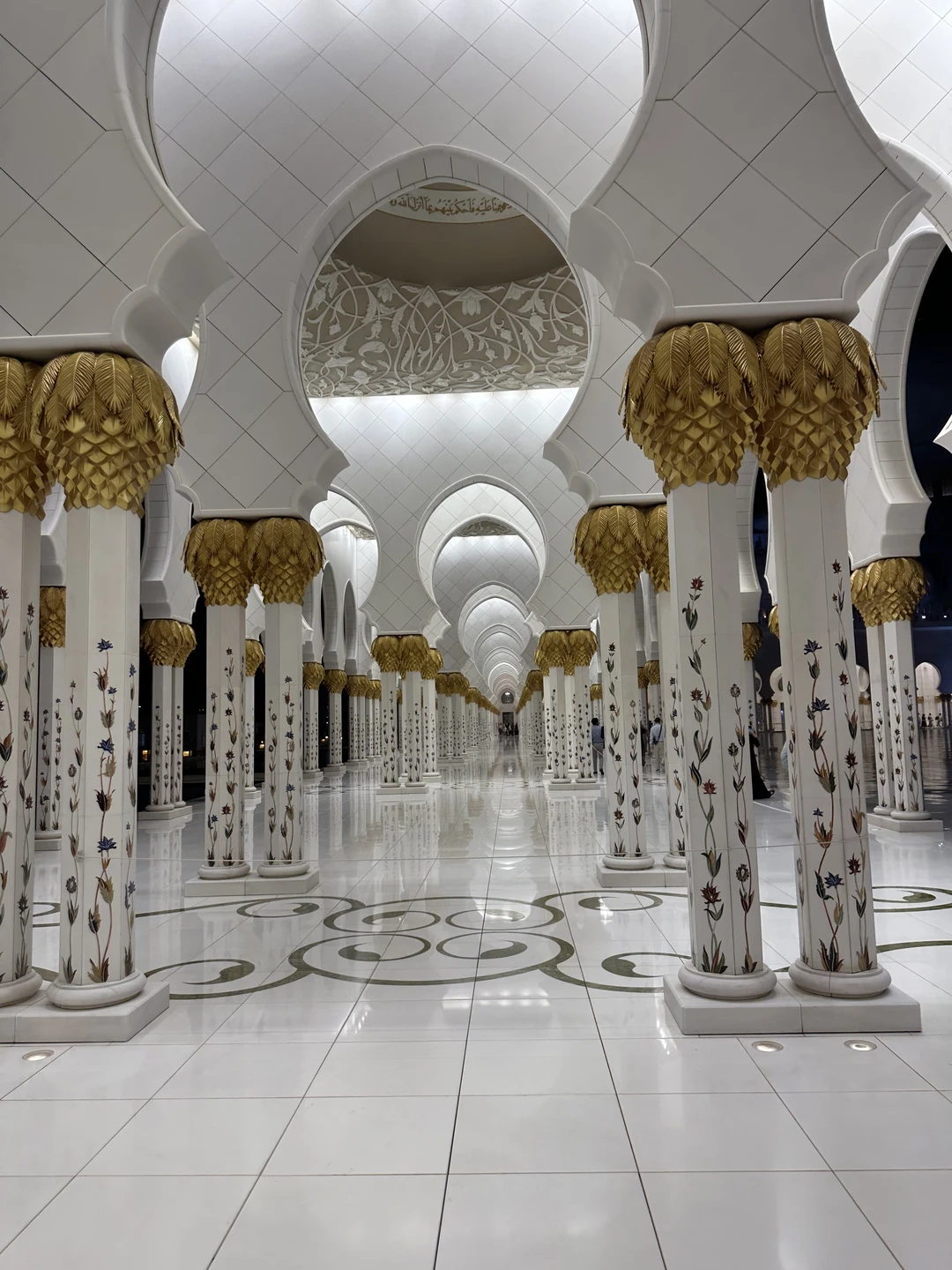 Мы благодарны нашему гиду Хану за увлекательную экскурсию!!! У нас невероятно много впечатлений, красивых фотографий, много