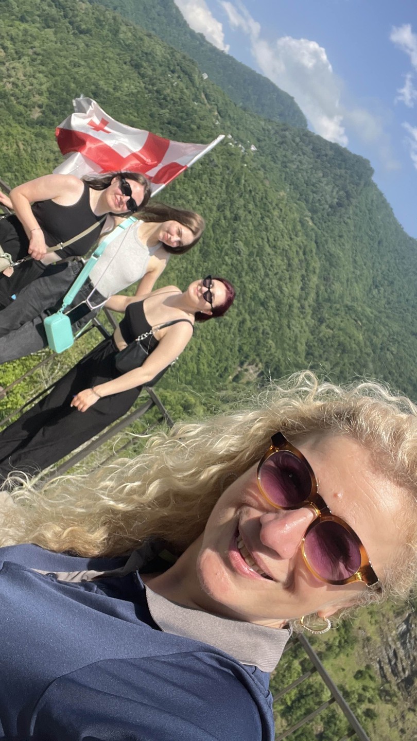 Очень понравилась эта экскурсия, лучший гид ☺️ все показали, рассказали и оберегали. Учитывались все наши наши пожелания. Очень комфортно и круто 🙌
