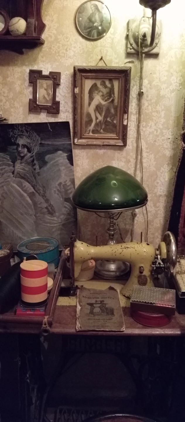 С большим интересом слушали истории и факты о городе, предметах быта, биографии писателя Довлатова и многое