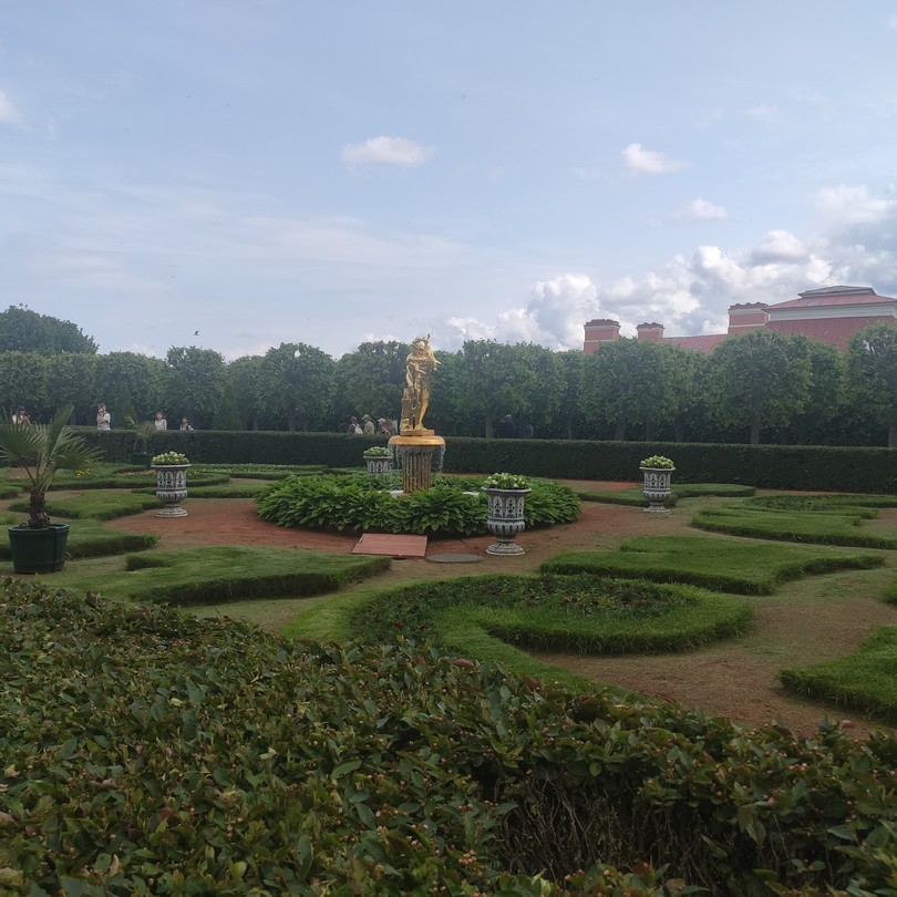 Экскурсия в Петергоф с посещением Большого дворца (билеты включены) (Лариса)