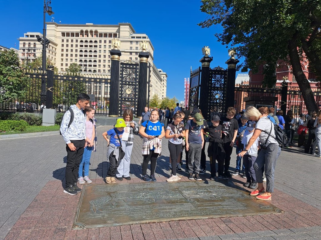 Посвящение в москвичи: экскурсия по Красной площади для детей от 7 до 14 лет (Екатерина)
