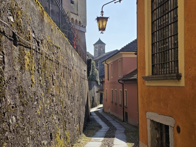 Экскурсия чудесная! Тиана на связи уже на этапе рекомендаций по поезду до места встречи, отличный гид