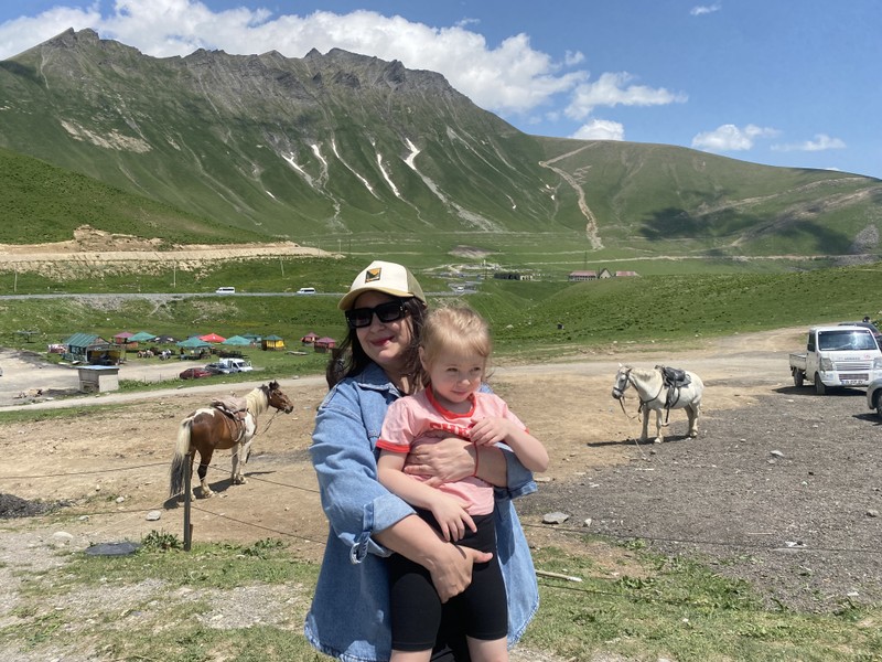 Индивидуально, душевно, живописно: джип-тур от Тбилиси до Казбеги только для вас