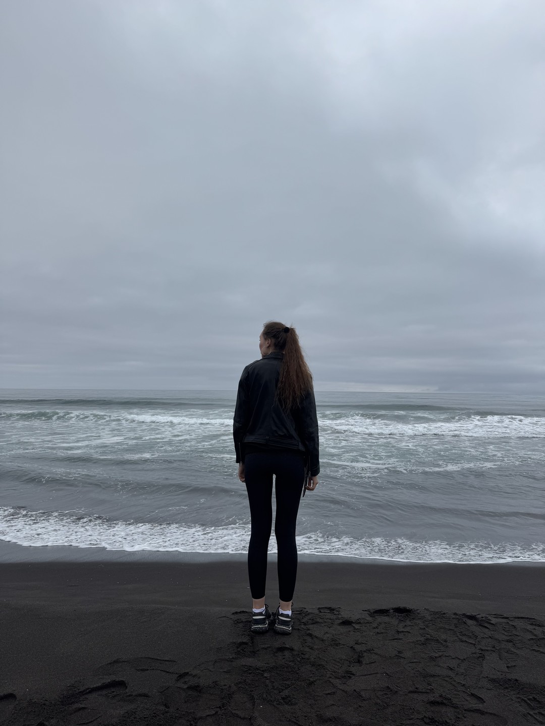 Спасибо большое Ивану за отличную экскурсию! Всегда был с нами на связи, вместе отслеживали погоду, договаривались