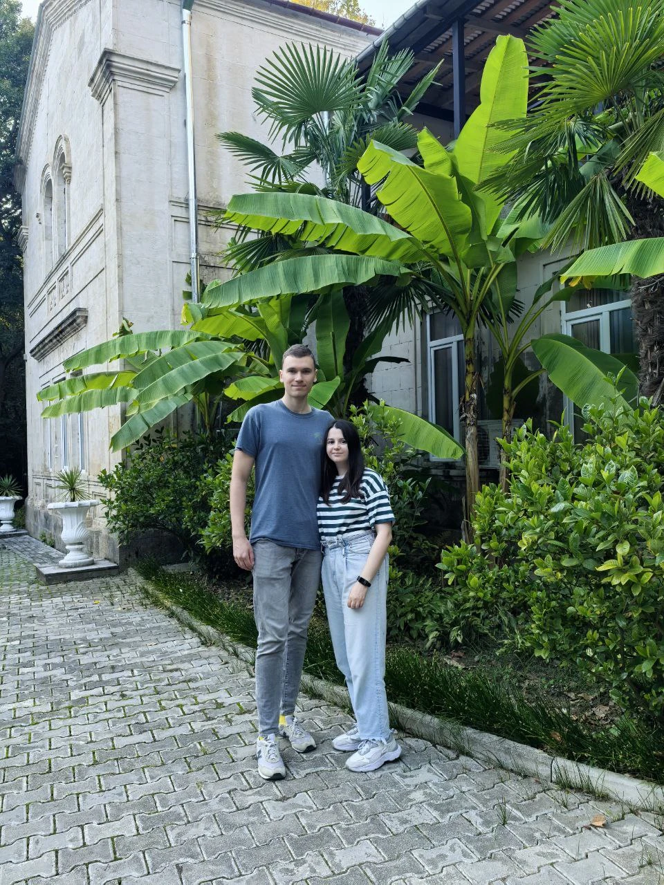 Мы в восторге от экскурсии по Кутаиси — всё было прекрасно организовано и продумано. Тамар —