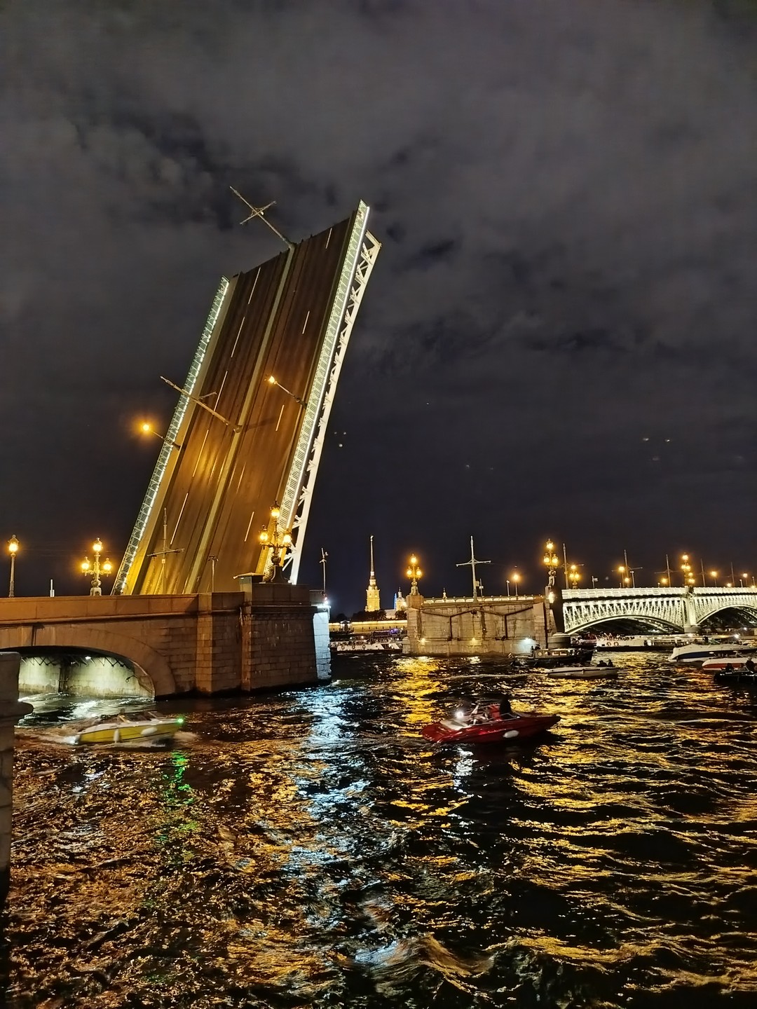 Романтика белых ночей и разводных мостов (Ольга)