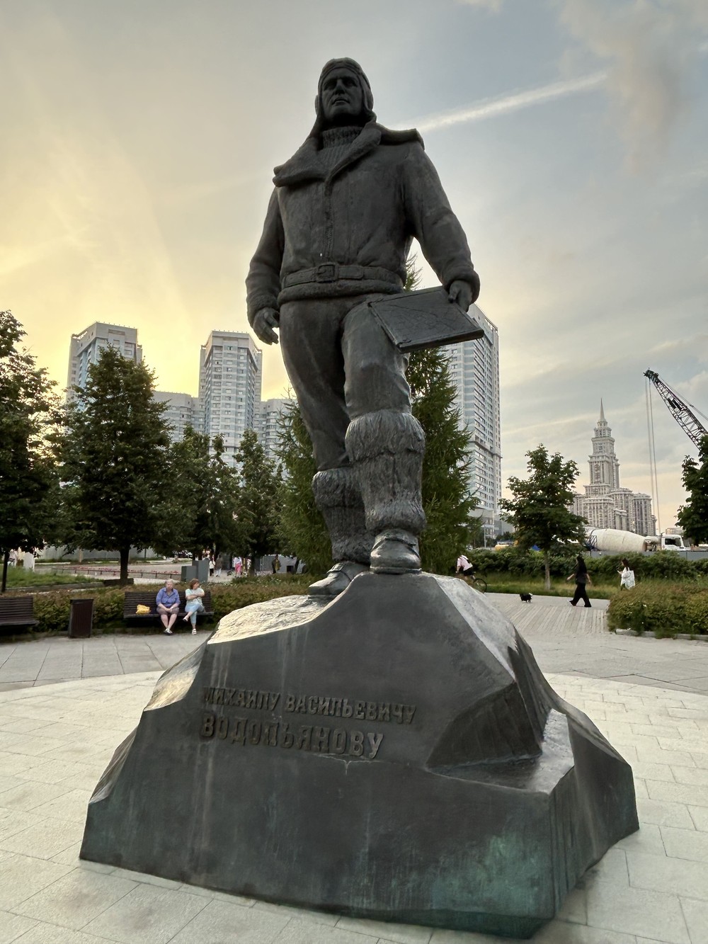 Фото Пешком по страницам истории Москвы: персональное погружение в тайны Кремля и легенды авиации