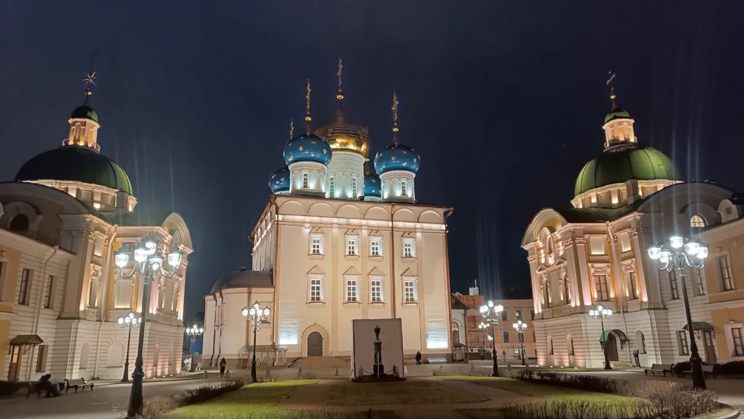 В очередной раз восхищаюсь профессионализмом гидов на Трипстер! Если Вы действительно хотите получить удовольствие от общения