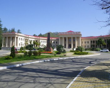Гора Ахун, водопады и минеральный курорт