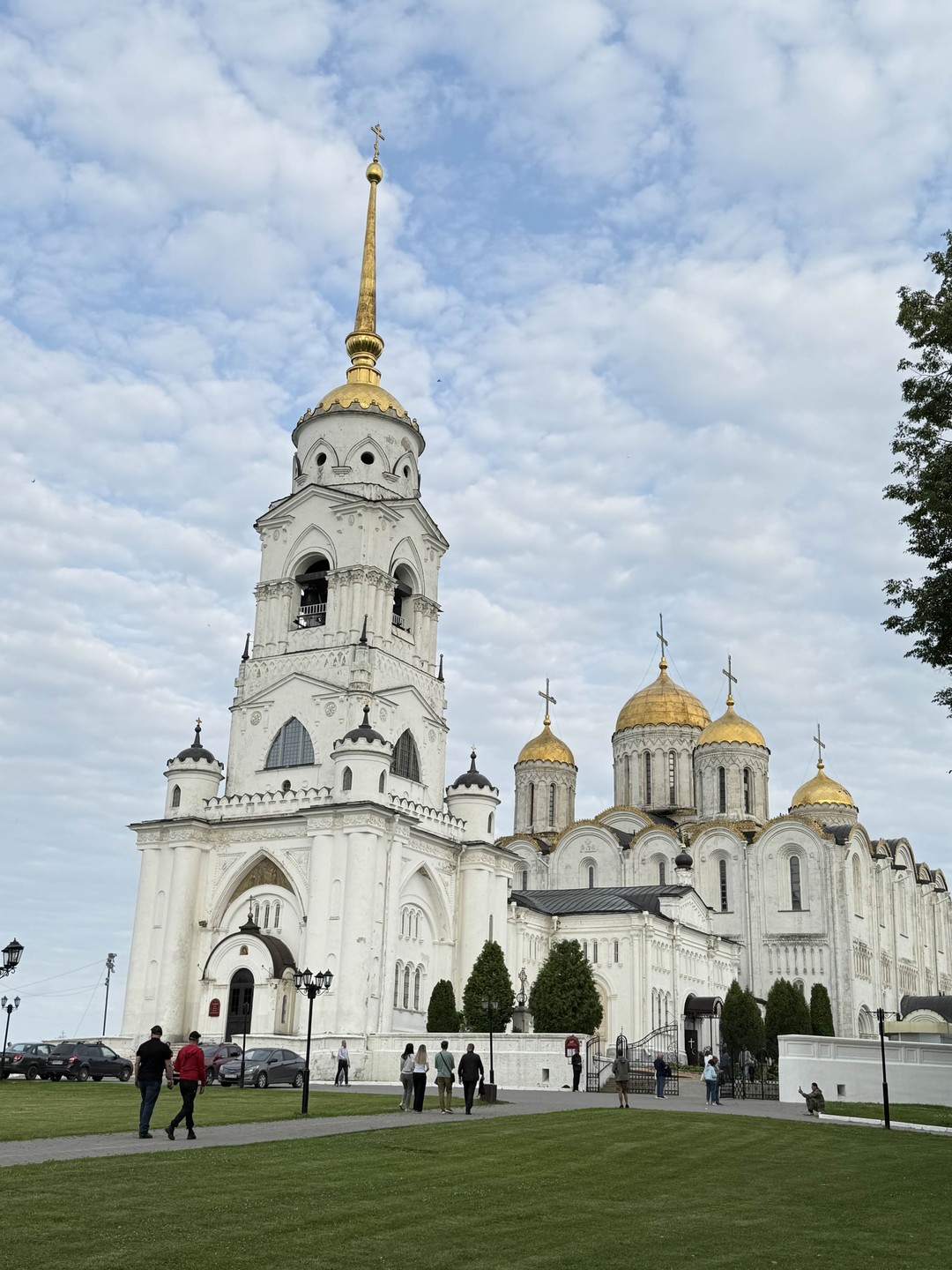 Огромное спасибо, Марине за очень интересную и познавательную экскурсию! Марина очень приятная и позитивная!!!!!