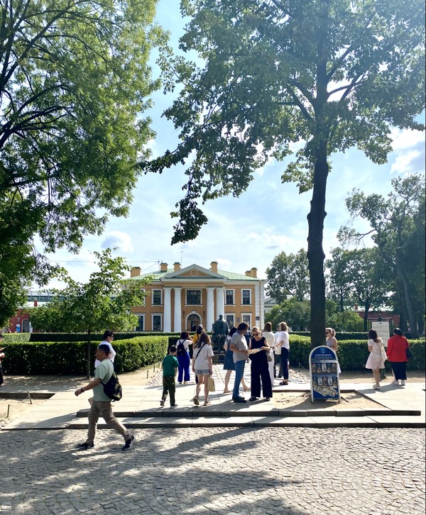 Петропавловская крепость: фортеция, храм, темница (в группе)