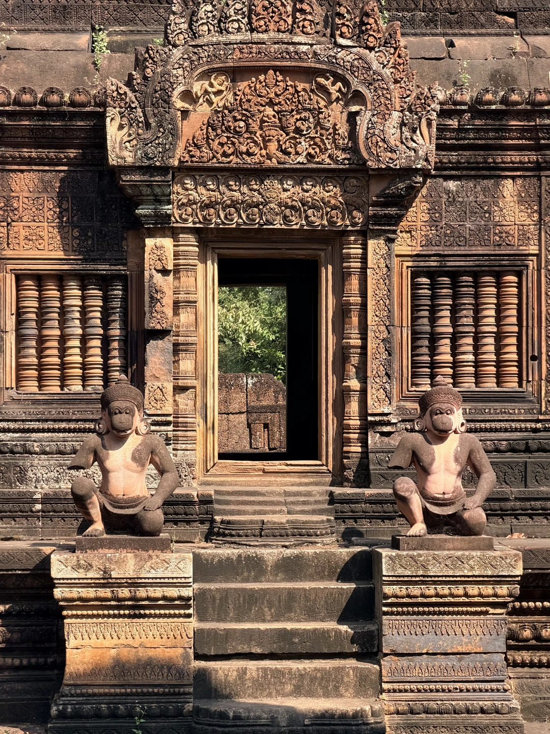 Огромное спасибо гиду Андрею за крутую поездку по Ангкору! Всё было просто супер.