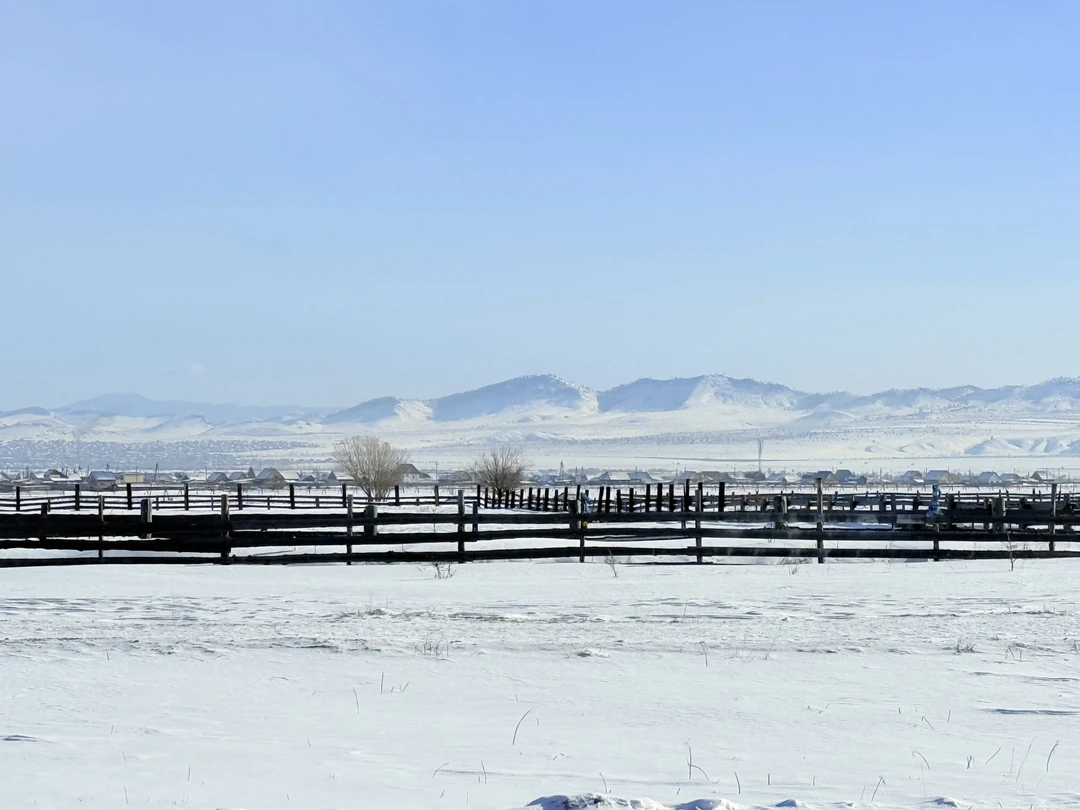 Спасибо Анастасии за замечательную экскурсию и увлекательный рассказ о буддизме, дацанах и ламах! Получилось побывать, пусть