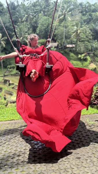 Отличная экскурсия, большое спасибо гиду Силе, прекрасно владеет русским языком, шутит, атмосфера в поездке чудесная! Узнали