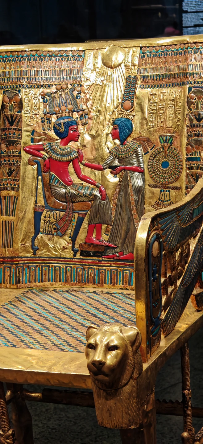 Я очень рекомендую эту экскурсию по главным достопримечательностям Гизы. Величие древних (Пирамиды. Сфинкс) и современных (Гранд