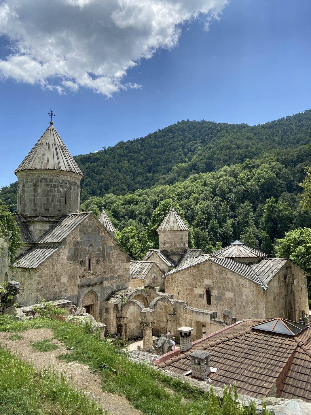 Спасибо Никите и Наташе за незабываемый Каскад:)приключений, а также нашим гидам Киробу за непередаваемый армянский колорит,