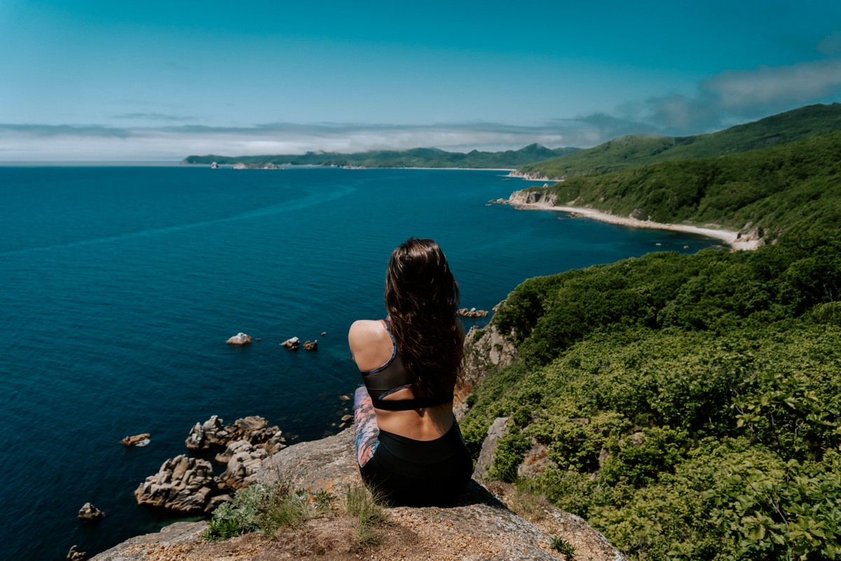 Космический мыс Лапласа и безлюдные пляжи бухты Триозёрья (2/13)