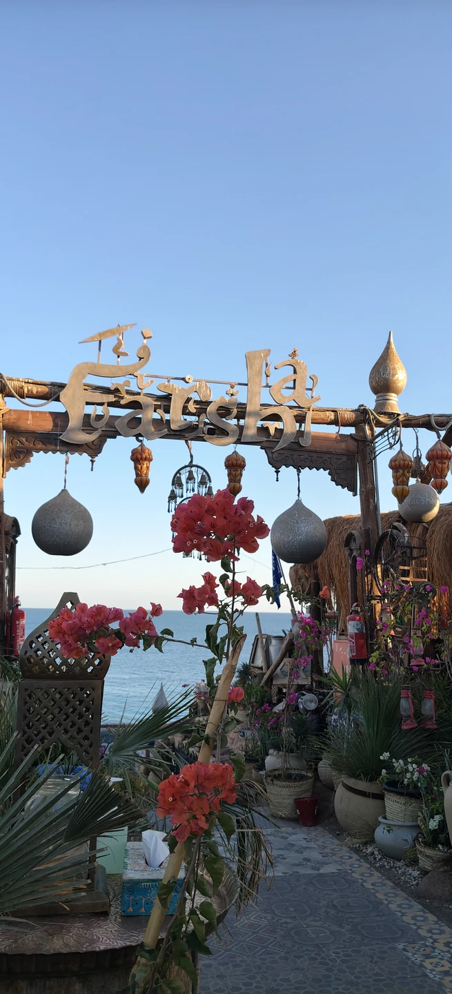 Всё понравилось, экскурсия содержательная, много интересных фактов и историй, гид с юмором. Конечно маловато времени, чтобы