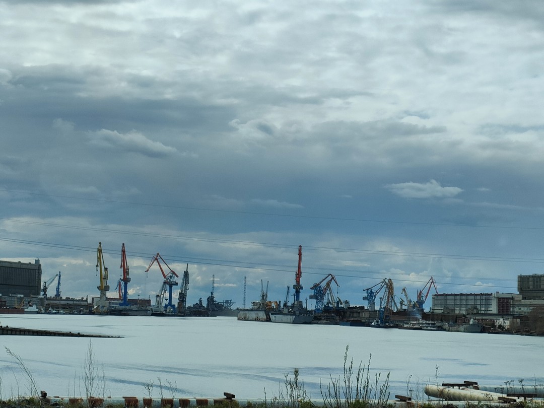 Спасибо большое Дмитрию за познавательную экскурсию и знакомство с Архангельском и Северодвинском. Экскурсия по большей части