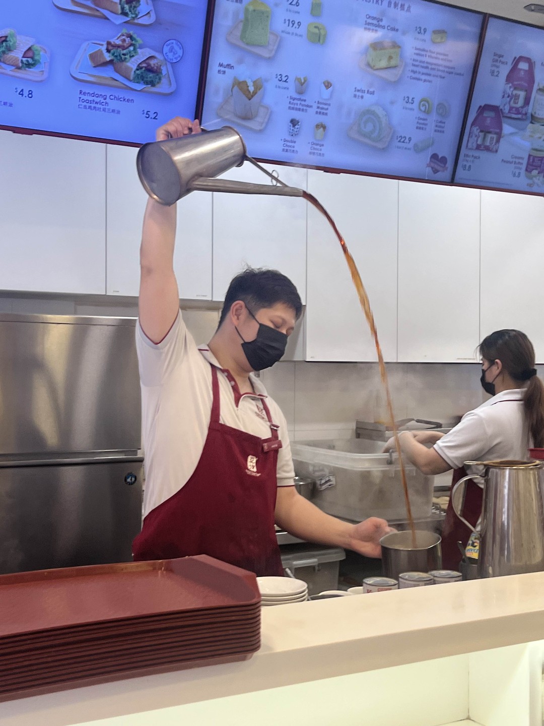 Прекрасная, лёгкая прогулка по этническим кварталам. Гиду Марине спасибо! Непринуждённая беседа, интересные локации, яркие фотографии. Во