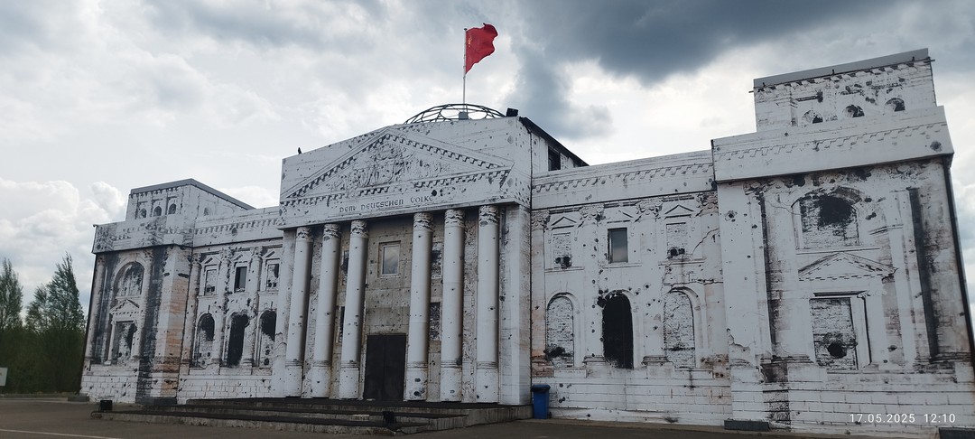 Экскурсия из Москвы в парк «Патриот» и храм Вооружённых сил (Галина)