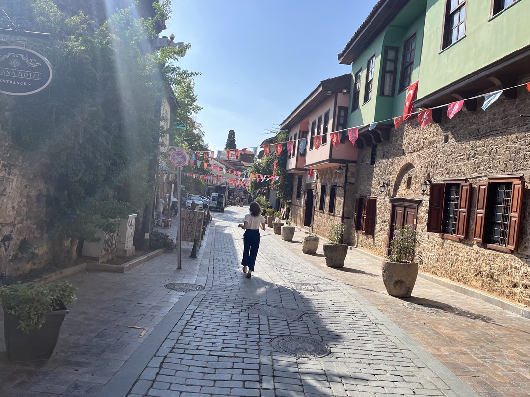 Экскурсия очень понравилась! Виды завораживающие! Гид Хамид очень интересно рассказывал обо всем, напоил вкусным чаем. Обязательно