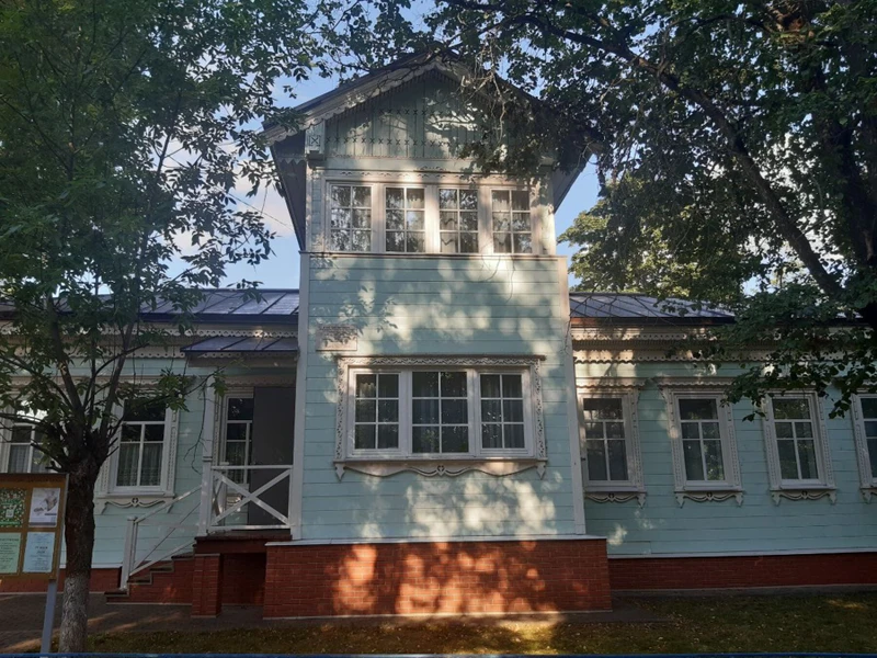 В Дмитров, Яхрому и Перемилово - из Москвы