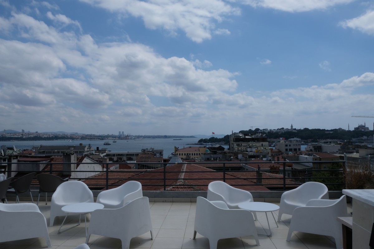 Рисовать на воде — мастер-класс по эбру в Стамбуле (15/15)