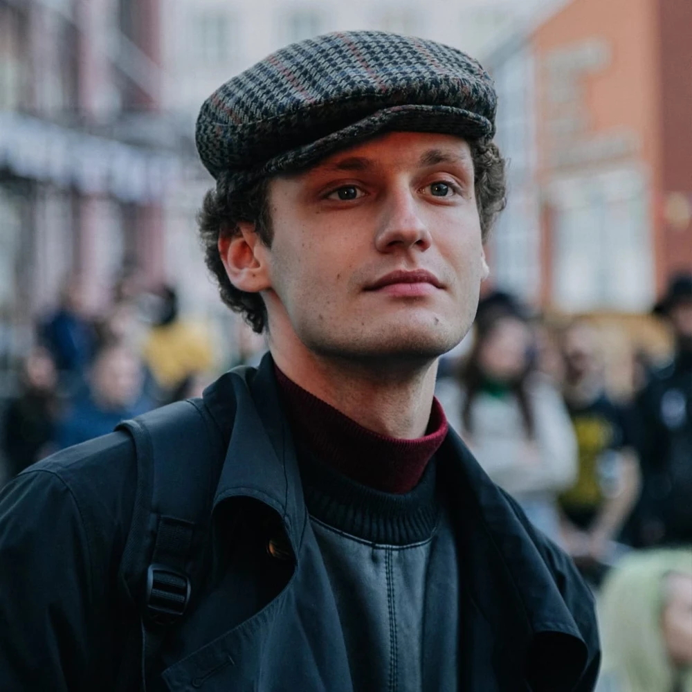 Театр под открытым небом: стендап-прогулка по дворам Арбата с диктором ТВ и актёром (9/11)