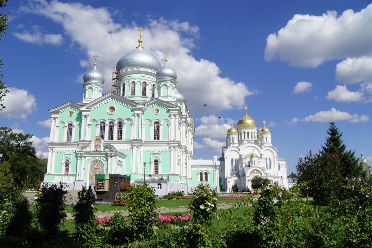 Фото 1 - Экскурсия: "В Серафимо-Дивеевский монастырь из Нижнего Новгорода"
