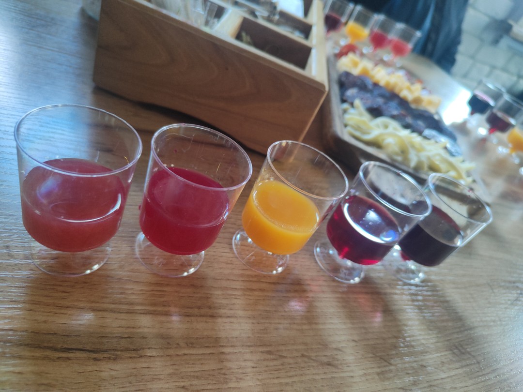 Все прошло замечательно! От начала до конца. Организаторы всегда на связи: все четко и понятно.