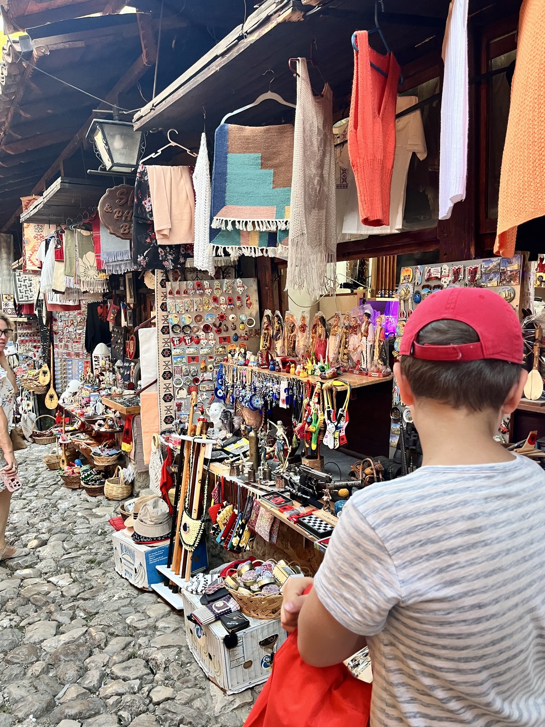 Великолепно провели день на экскурсии. Наталья - прекрасный экскурсовод, приятный собеседник. Узнали много нового не только