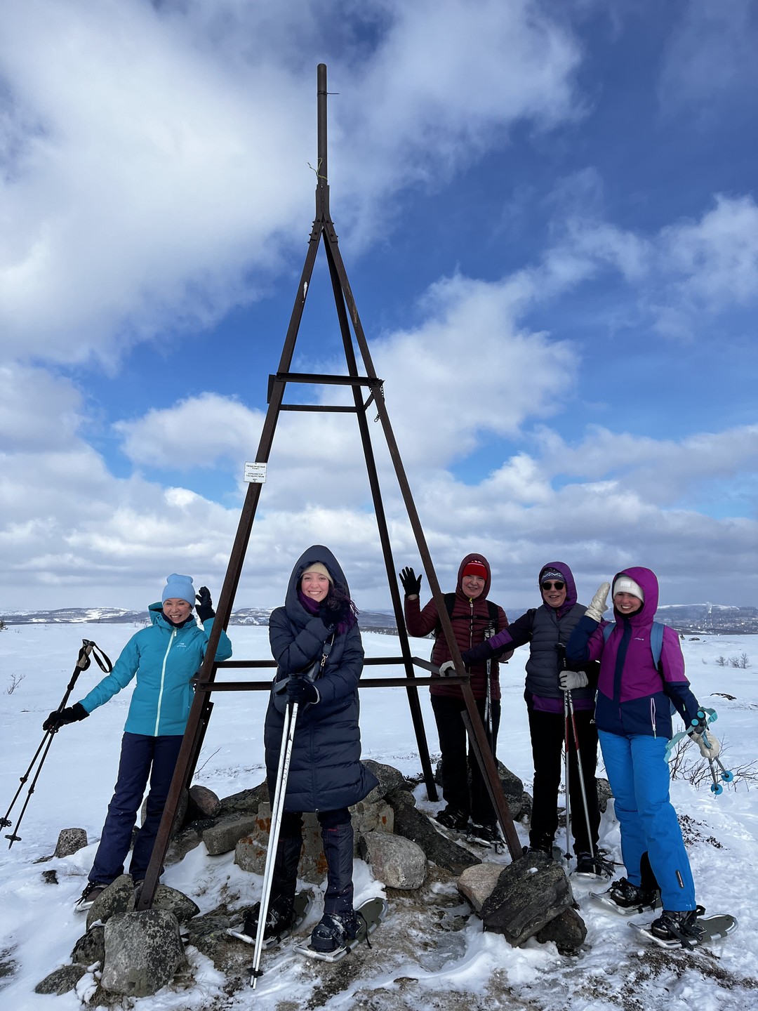 Из Мурманска - по следам снежного человека на снегоступах (Сабрина)