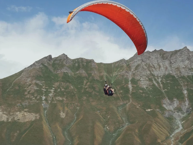 Казбеги: главные и нетуристические тропы из Тбилиси