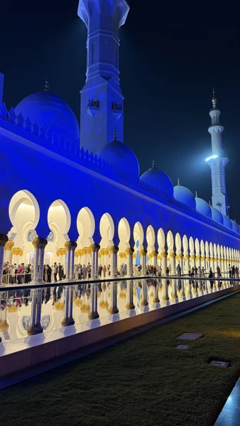 Большое спасибо Ислому и Фаролу! Боала две экскурсии, которые прошли замечательно! Я ОЧЕНЬ довольна! Увидела всё