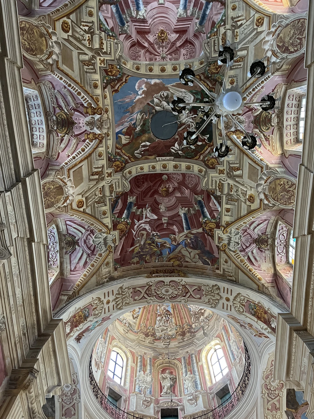 Самая лучшая экскурсия, от замков в восторге, гид Анатолий очень эрудированный и интересный рассказчик, Белоруссия впечатлила