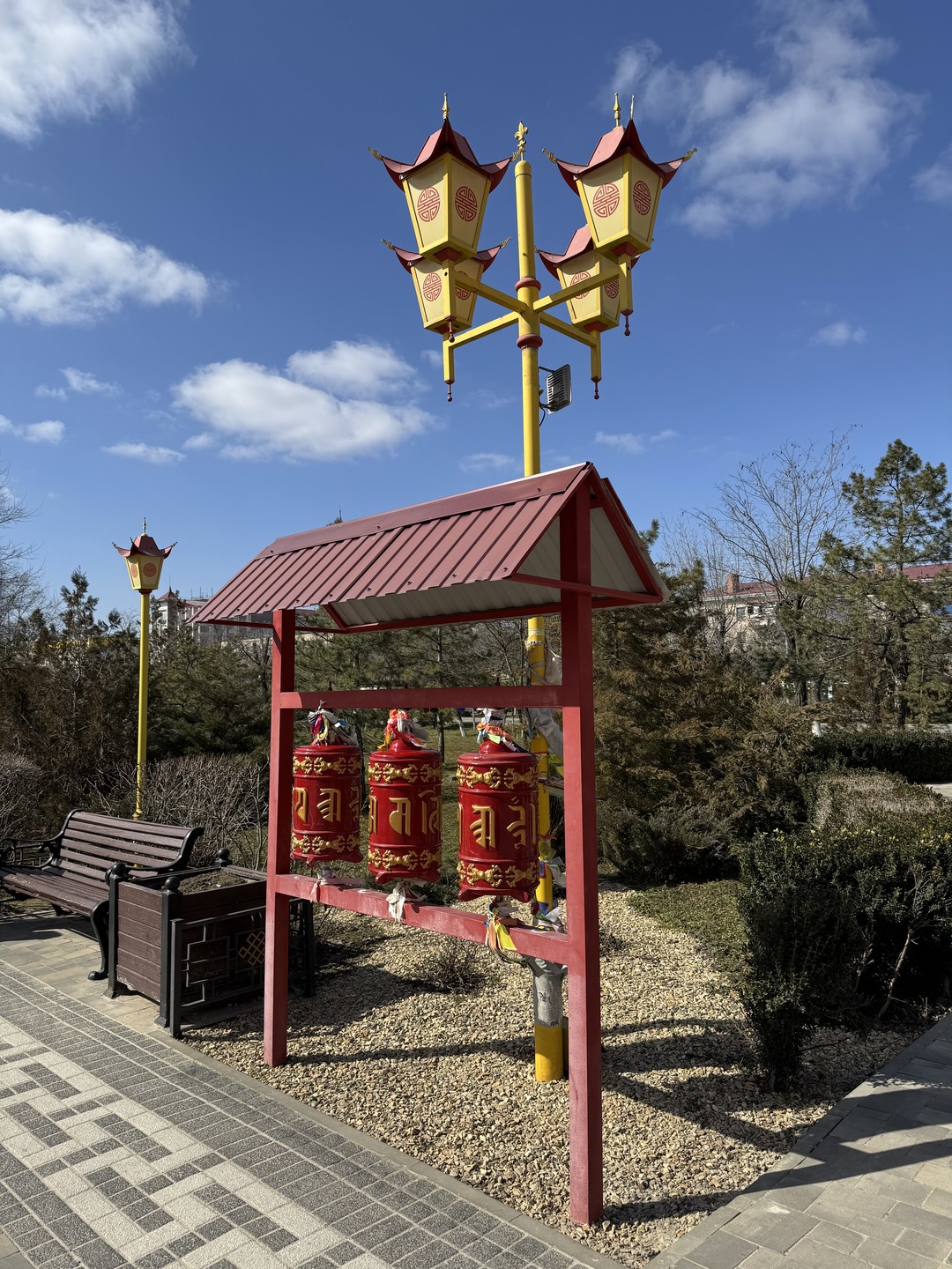 Экскурсию для нас провел Ян. Такой молодой и воодушевленный своей республикой! Вежливый, интересный рассказчик, обаятельный, а