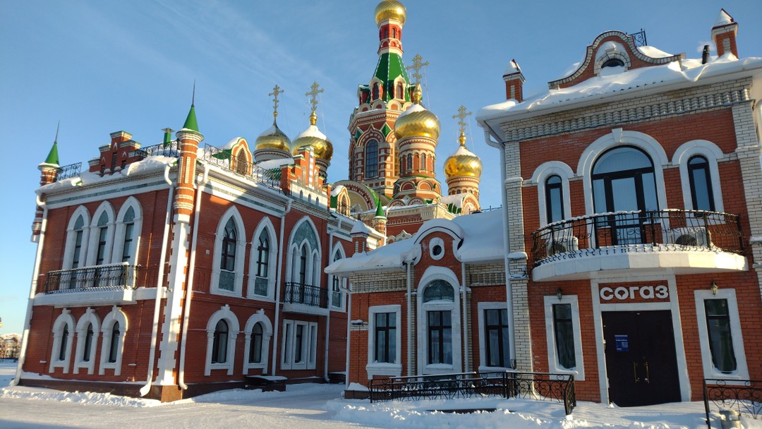 Во-первых, огромное спасибо организаторам за то, что приняли во внимание мои пожелания именно гида Рустема! Я