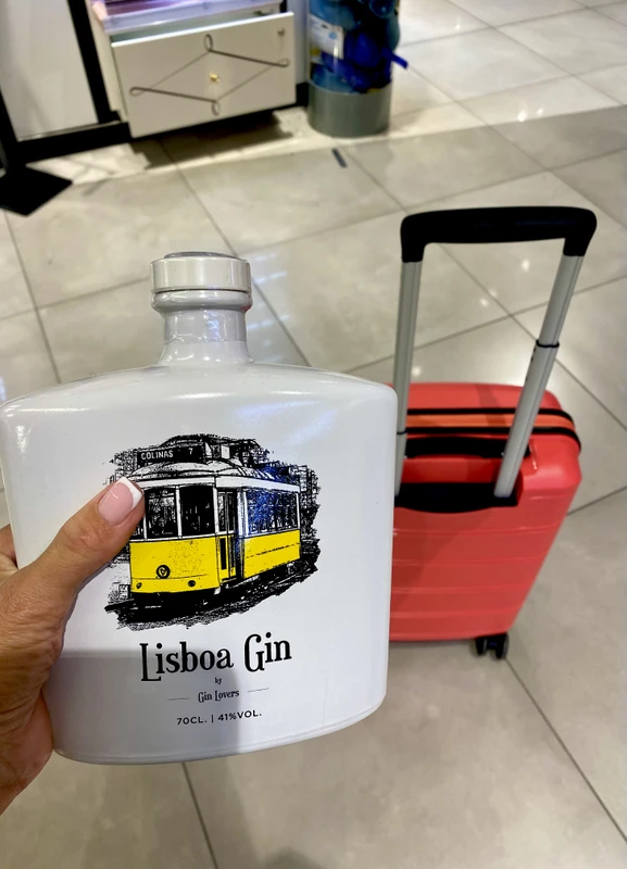 Трансфер из аэропорта в Лиссабон или города Португальской Ривьеры