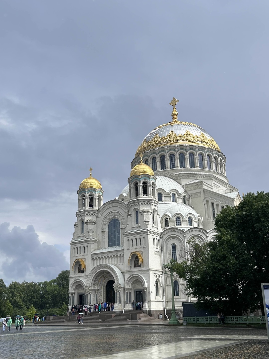 Экскурсия очень понравилась, Ольга - прекрасный гид, действительно любит свой город. Узнали много нового