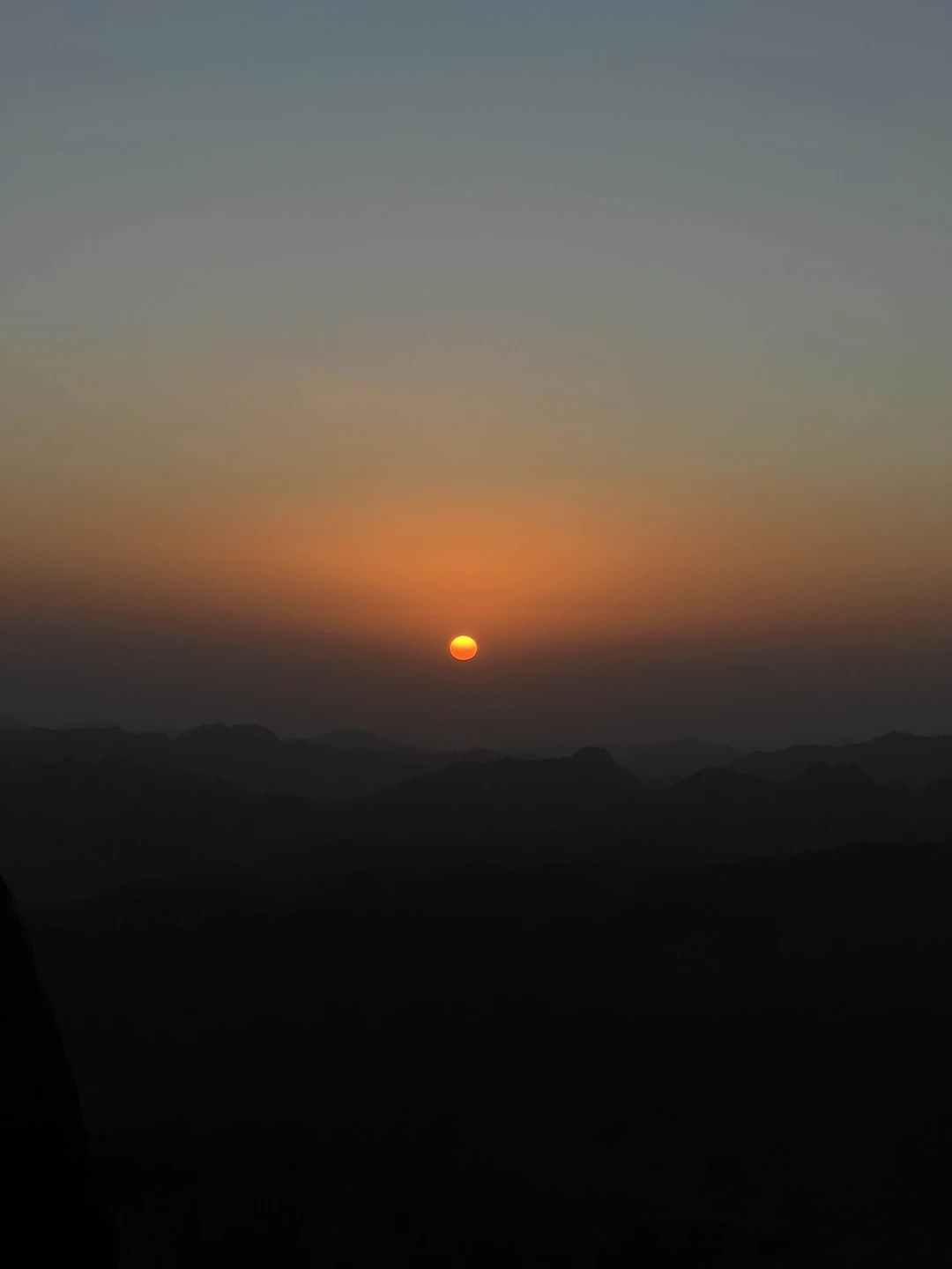 Спасибо за исполнение мечты - встреча рассвета на горе, путь в кругу звезд, взаимоподдержка и работа над собой без устали!